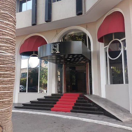 Front entrance of Hôtel Sabah, 42 Avenue des Forces Armées Royale, Mohammedia