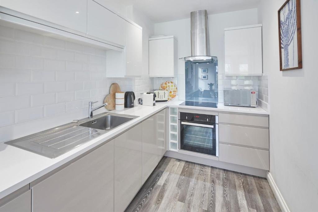 Self catering kitchen at Host & Stay – Number 2 at Pannett Apartments in Whitby United Kingdom